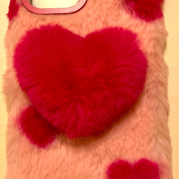 iPhone 12 ProMax Plush Pink Hearts Prints w/ Heart Phone Grip Soft Case NWT - Picture 6 of 9